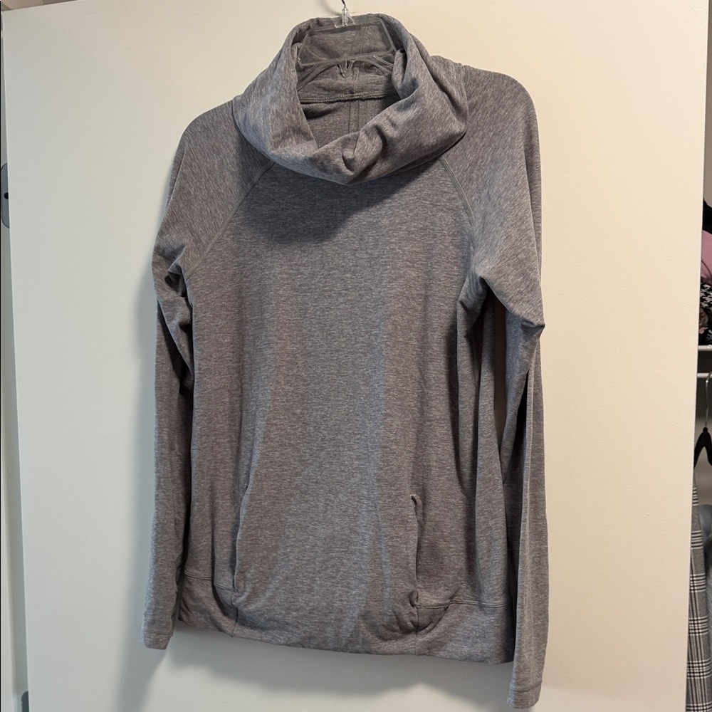 Lululemon pullover